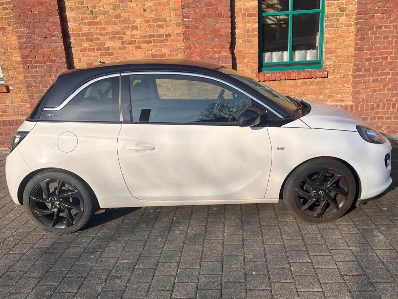 Opel Adam