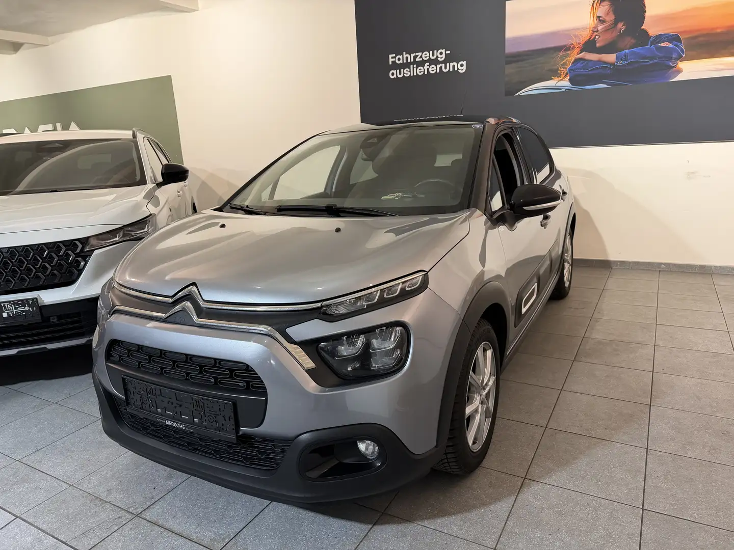 Citroen C3 PureTech 83 S&S 5-Gang-Manuell Shine - 2