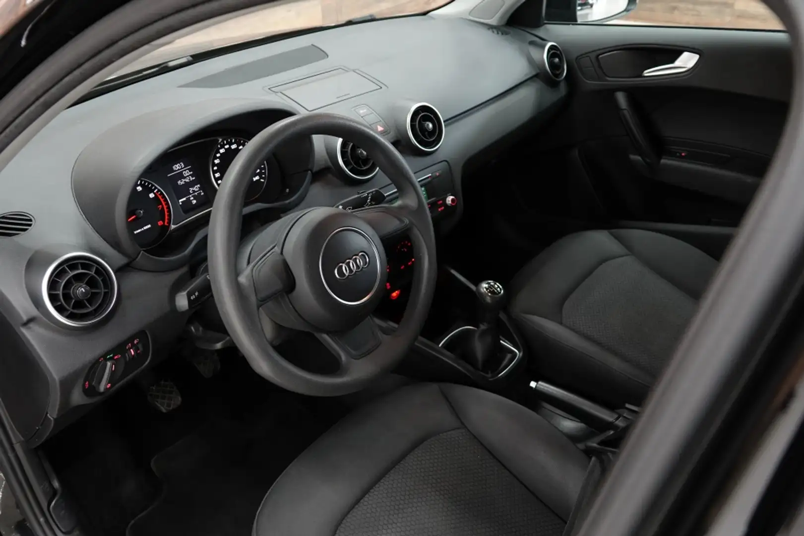Audi A1 Sportback 1.0 TFSI | AIRCO | PDC | 17" | Negro - 2