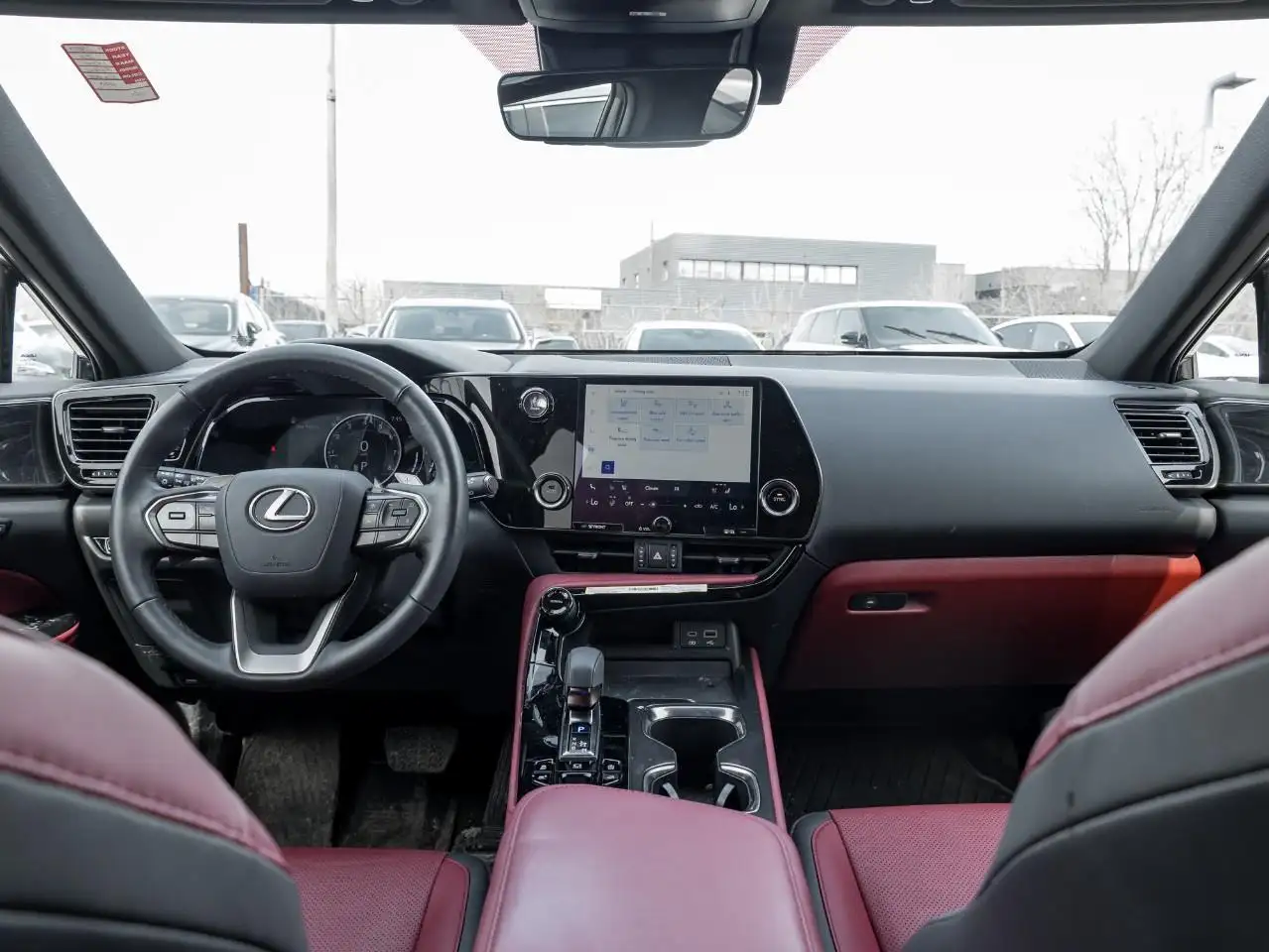 Lexus NX снимка Lexus NX