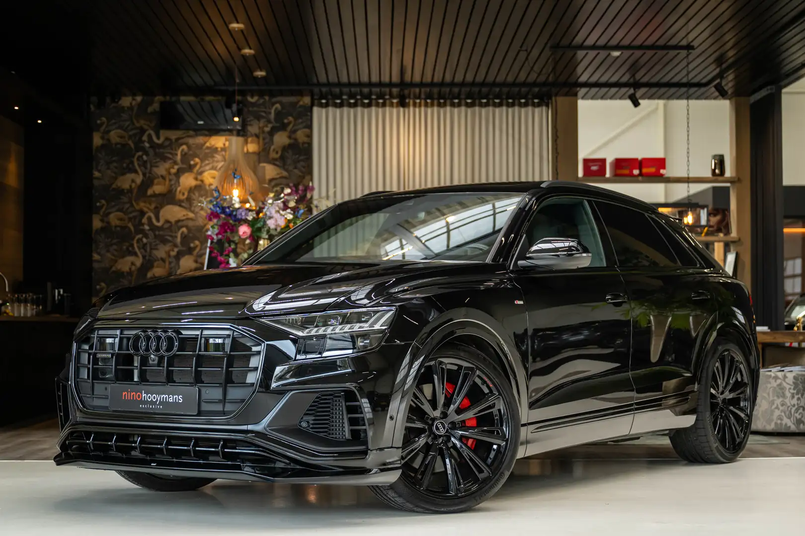 Audi Q8 55 TFSI e quattro ABT | S-line binnen buiten | Mas Zwart - 1