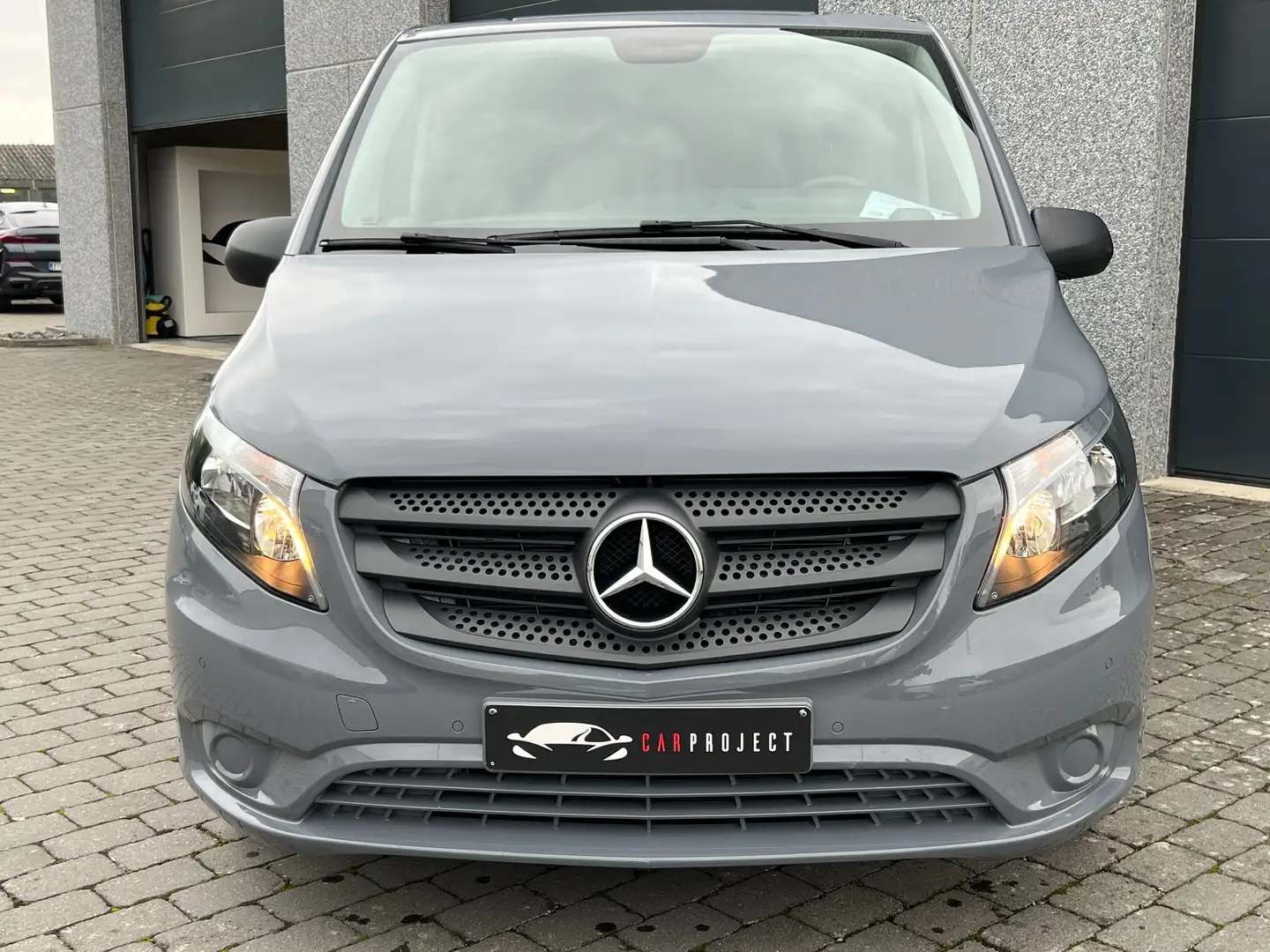 Mercedes-Benz Vito 114CDI/CLIM/CAM ARR/PDC AV+ARR/3PL/TVA RECUPERABLE Gris - 2