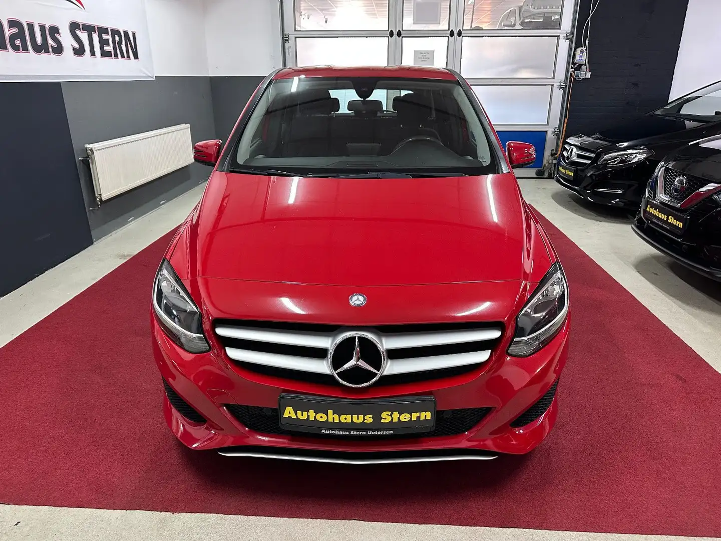 Mercedes-Benz B 180 B -Klasse B 180 Rot - 2