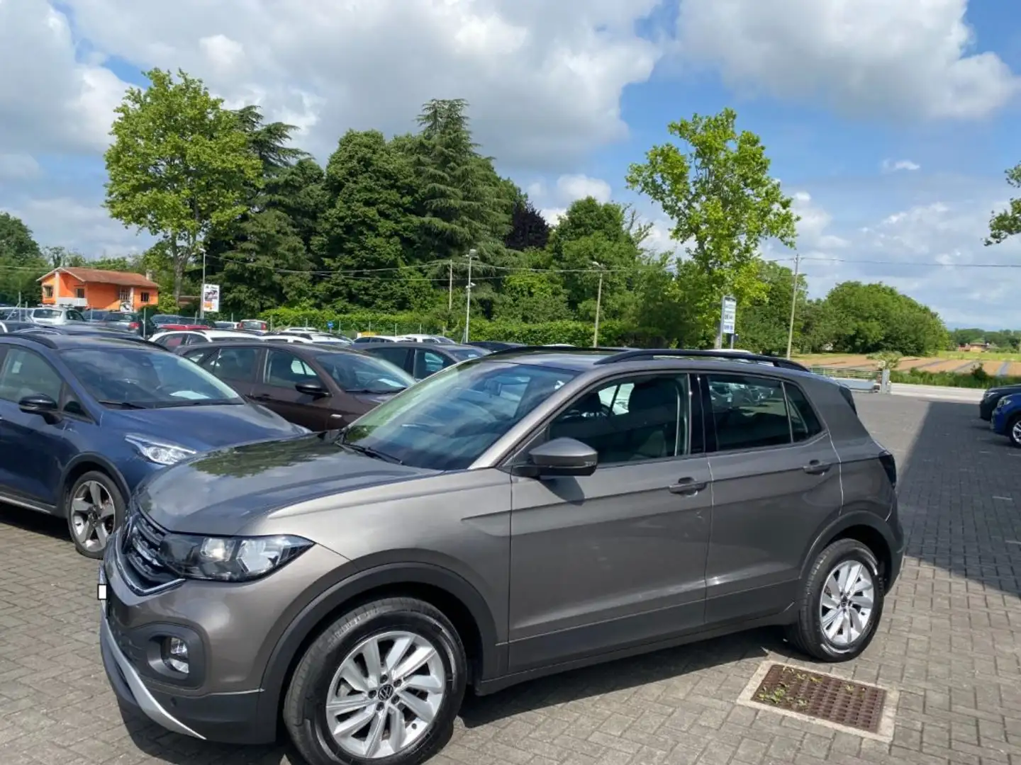 Volkswagen T-Cross 1.0 TSI 110 CV DSG Style Grau - 1
