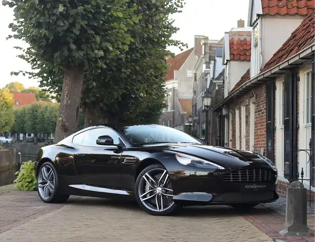 Aston Martin DB9 5.9 V12 Touchtronic | Marron Black - Collectable -
