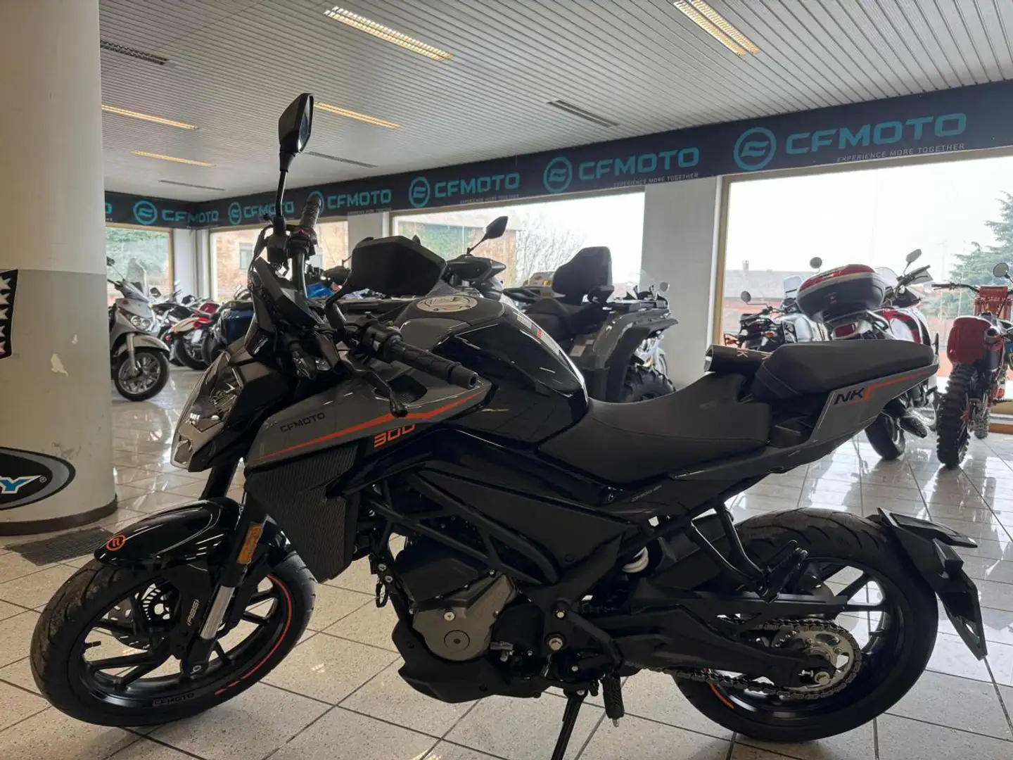 Altro 300 Grigio - 1