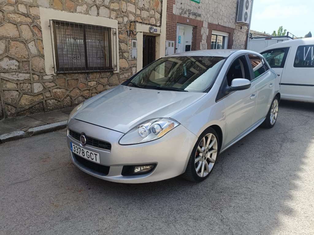 Fiat Bravo 1.9Mjt Emotion 150 - foto 1