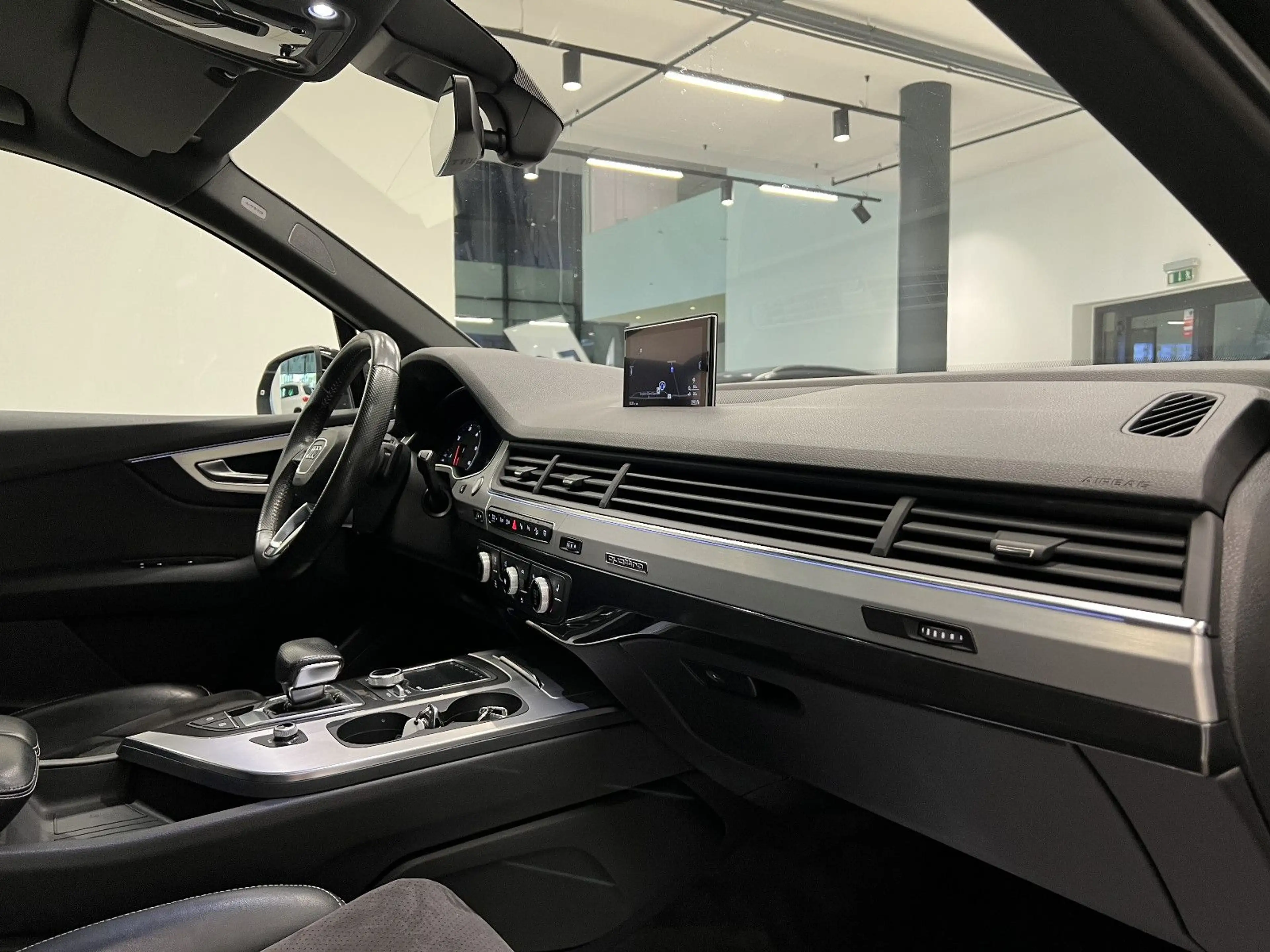 Audi Q7 3.0|S-LINE|7-SITZ|LUFT|360°|PANO|MEMORY|BOSE| — photo 4