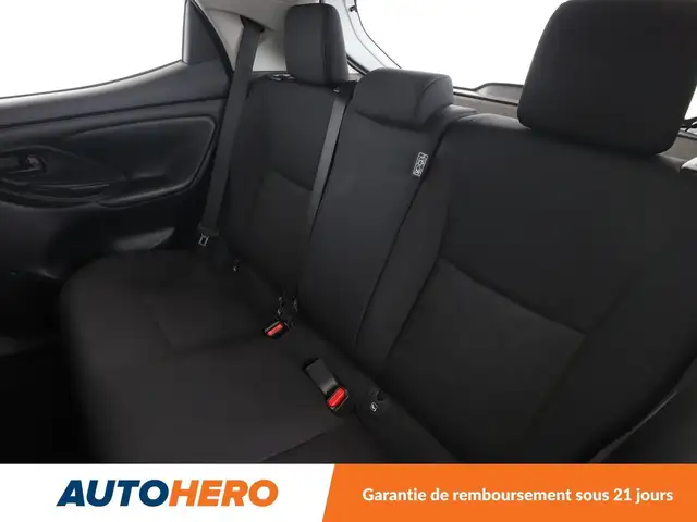 Toyota Yaris view 14