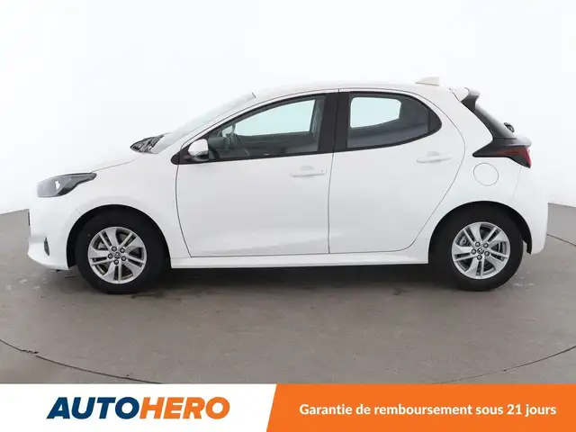 Toyota Yaris view 3