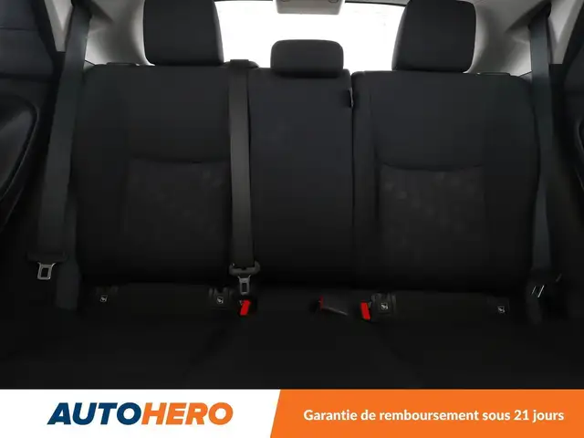 Toyota Yaris view 15