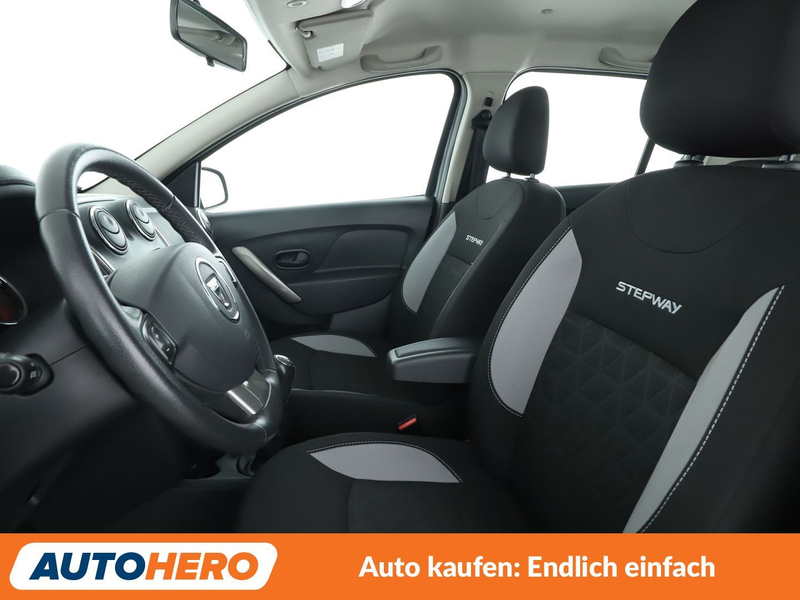 Dacia Sandero 0.9 TCe Stepway Prestige*NAVI*PDC*AHK*KLIMA* — photo 10