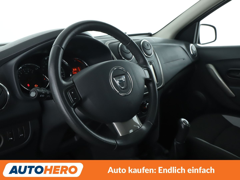 Dacia Sandero 0.9 TCe Stepway Prestige*NAVI*PDC*AHK*KLIMA* — photo 11