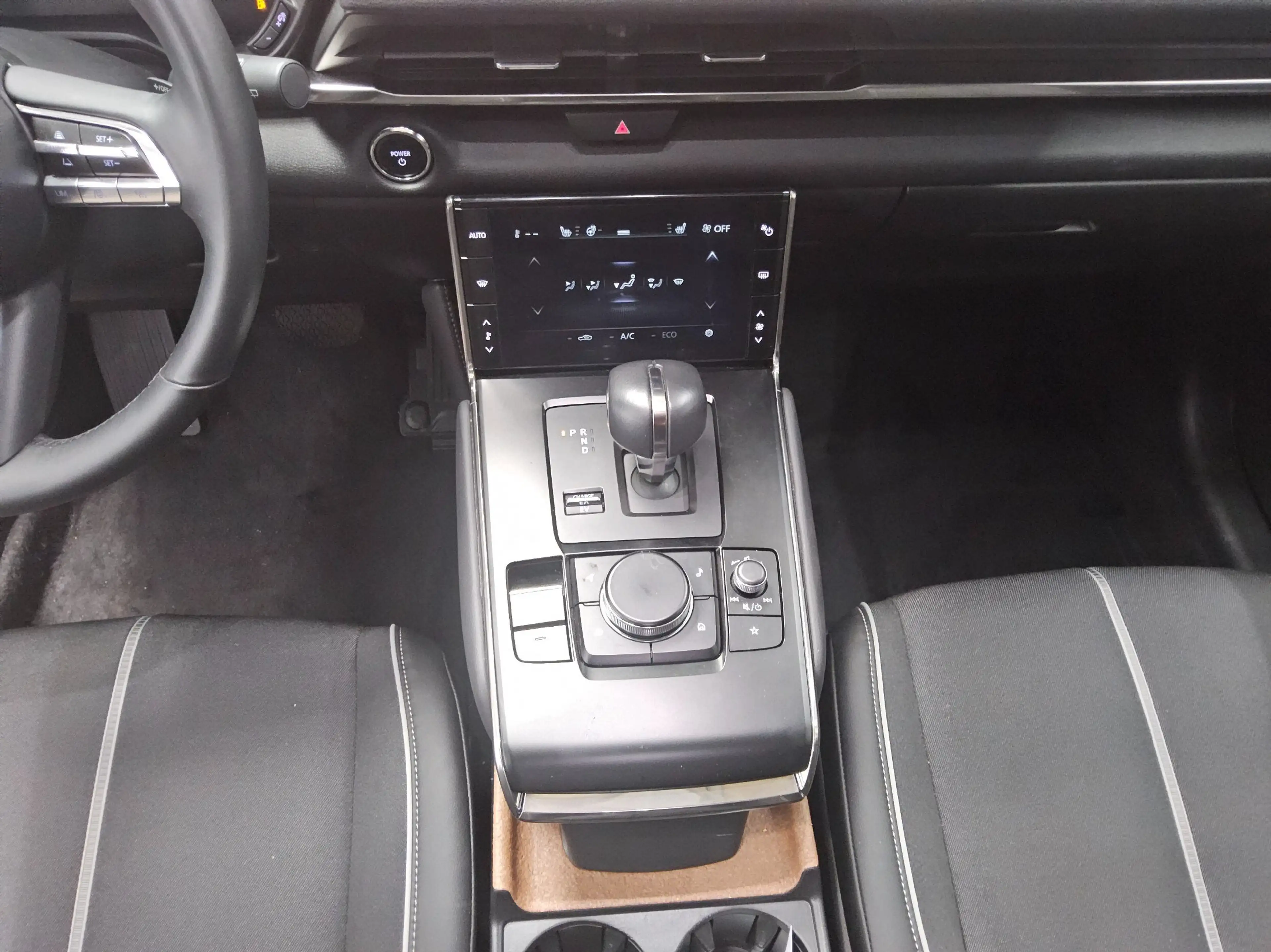 Mazda MX-30 e-Skyactiv Navi LED GSD RFK BOSE — photo 6