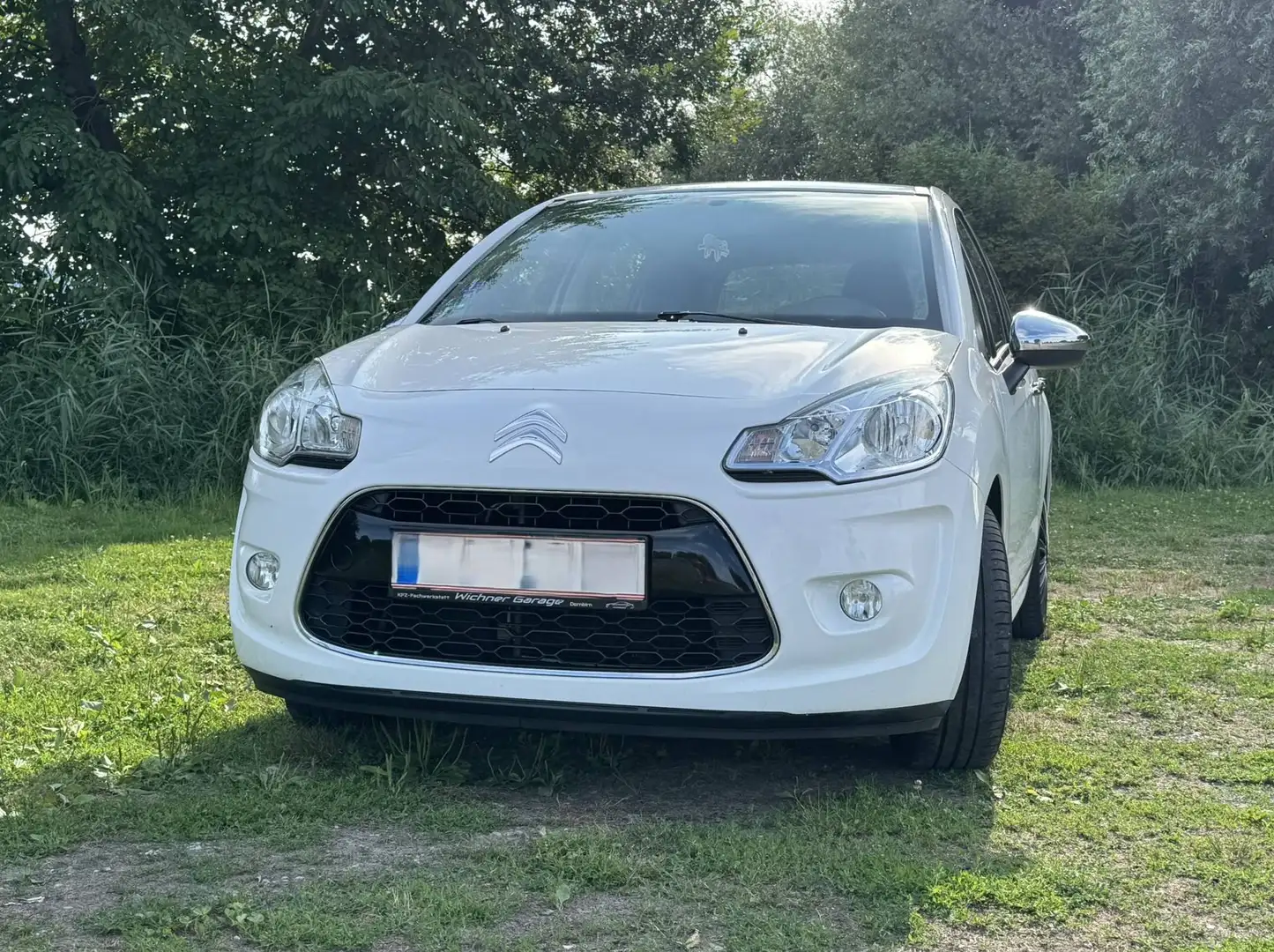 Citroen C3 C3 1,4 Jubiläums Collection Jubiläums Collection Weiß - 1