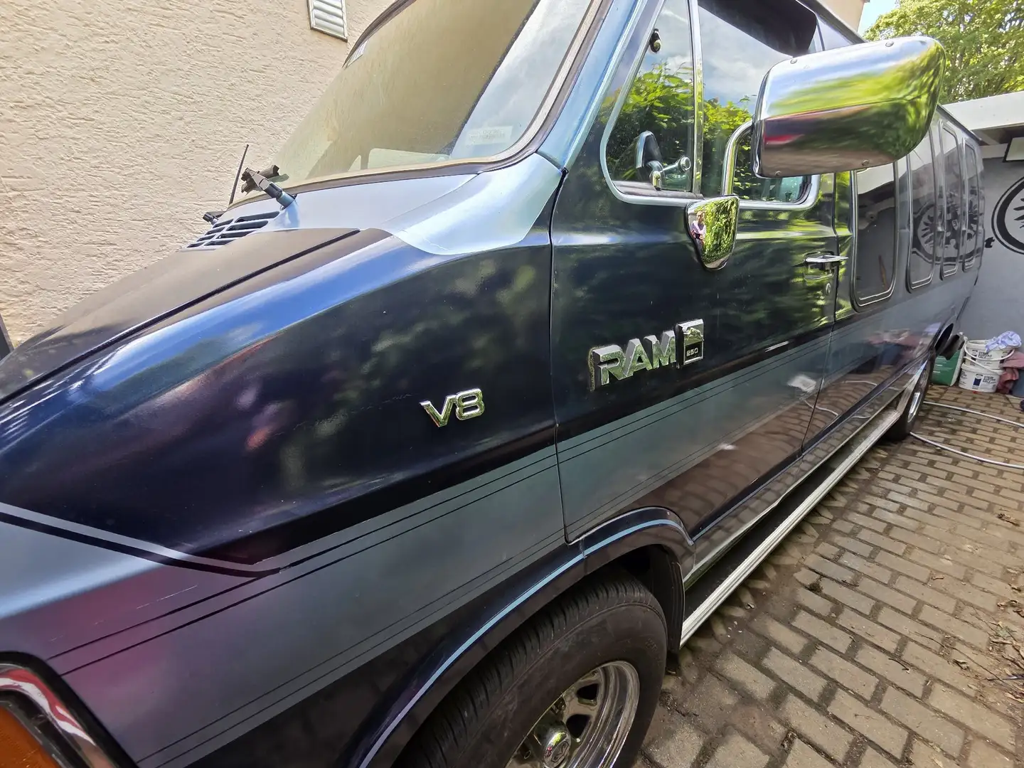 Dodge Van B250 Mavi - 2