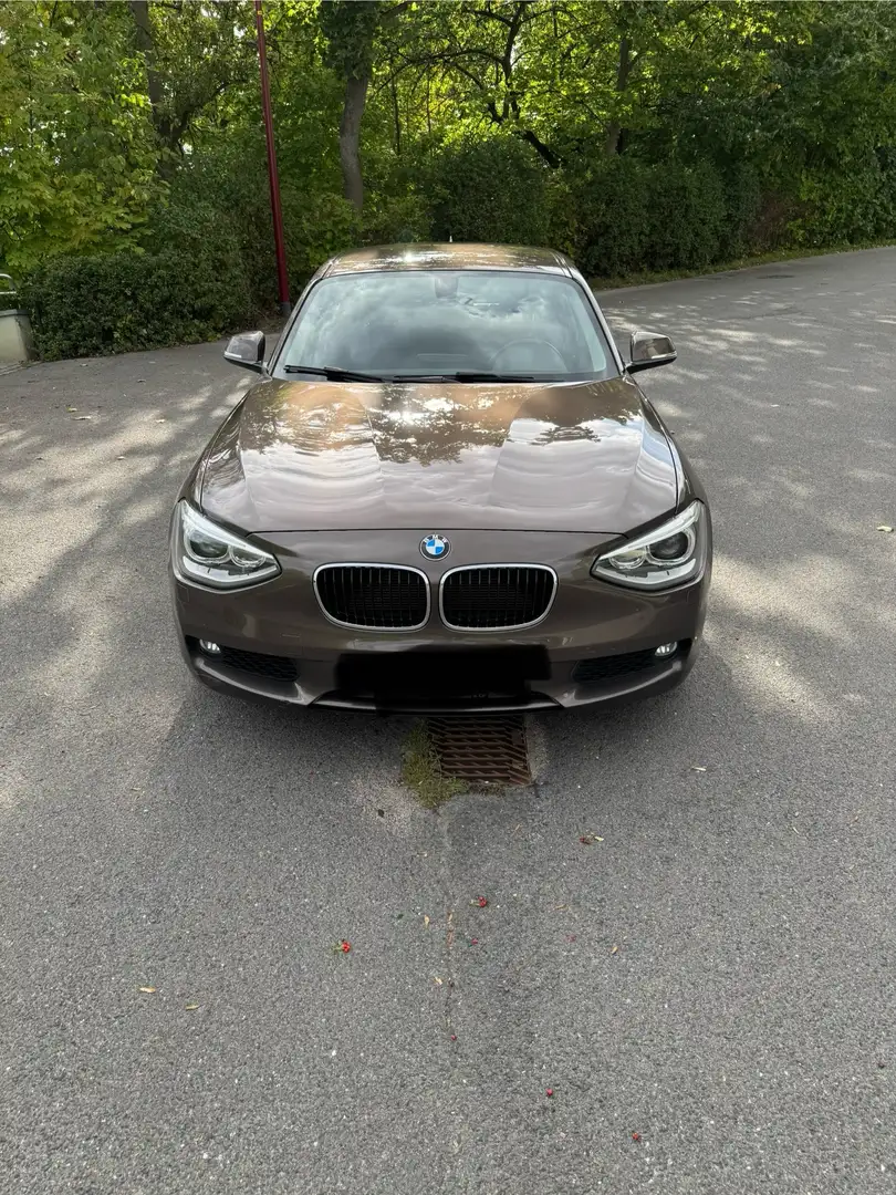BMW 118 118 d Braun - 1