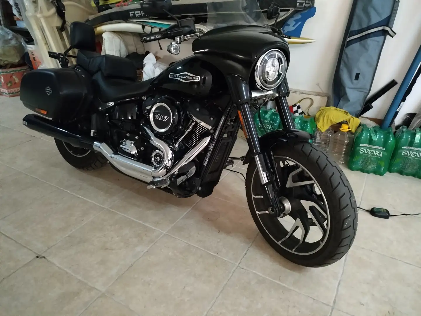 Harley-Davidson Sport Glide vivid black Černá - 2