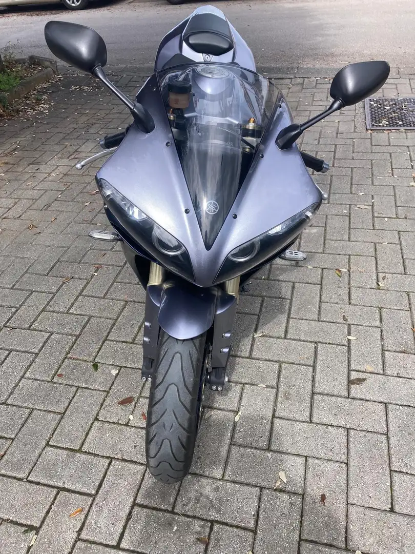 Yamaha YZF-R1 Grigio - 2