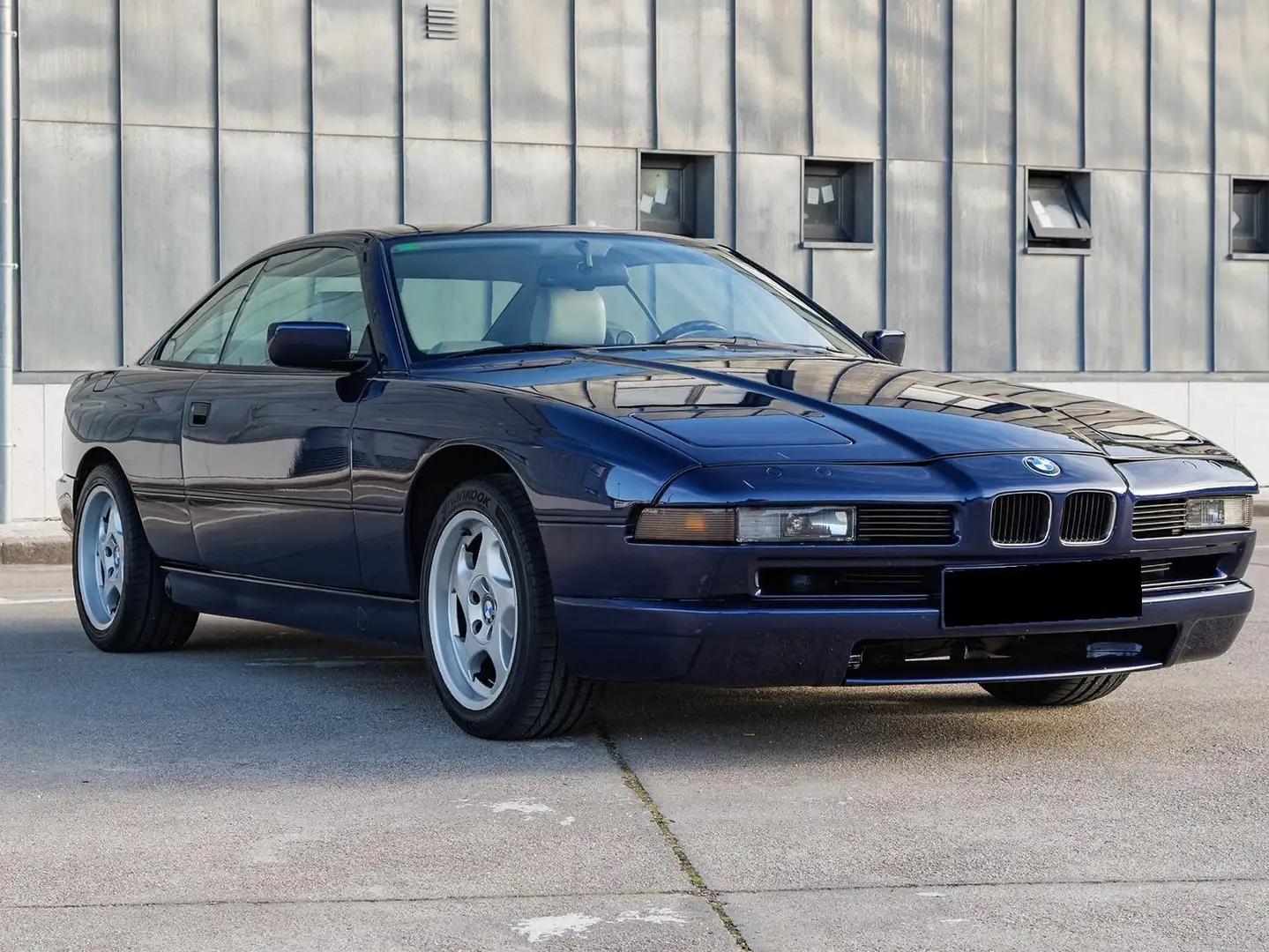 BMW 850 850i 300 CV - 1