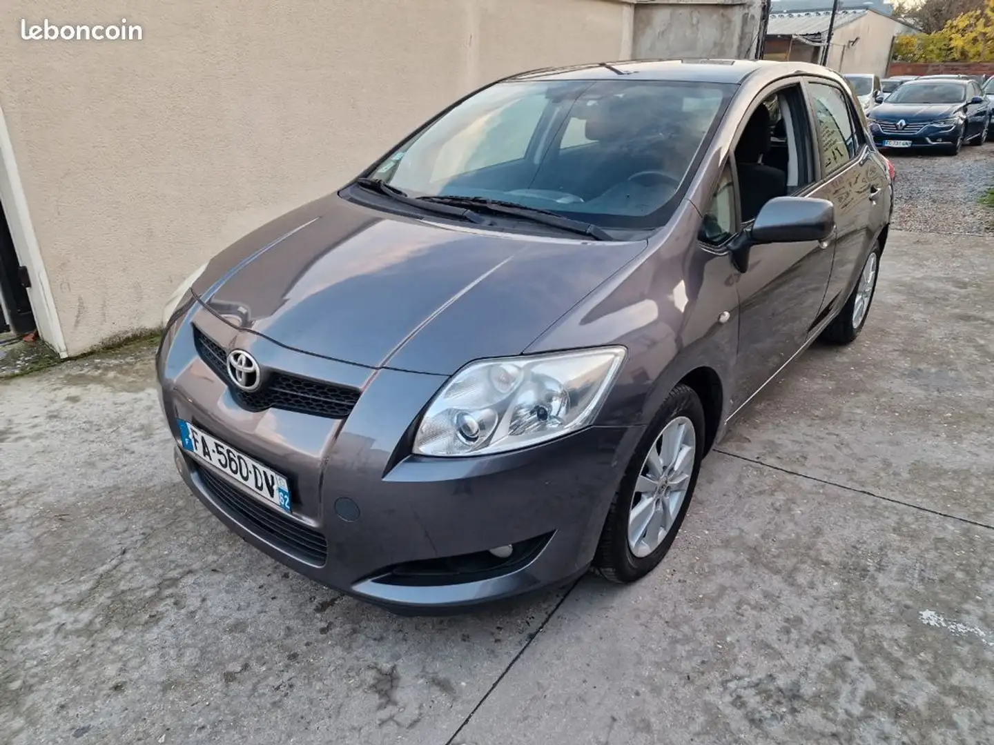Toyota Auris 2.0 d4d 126ch payer en 4x fois sans frais - 1