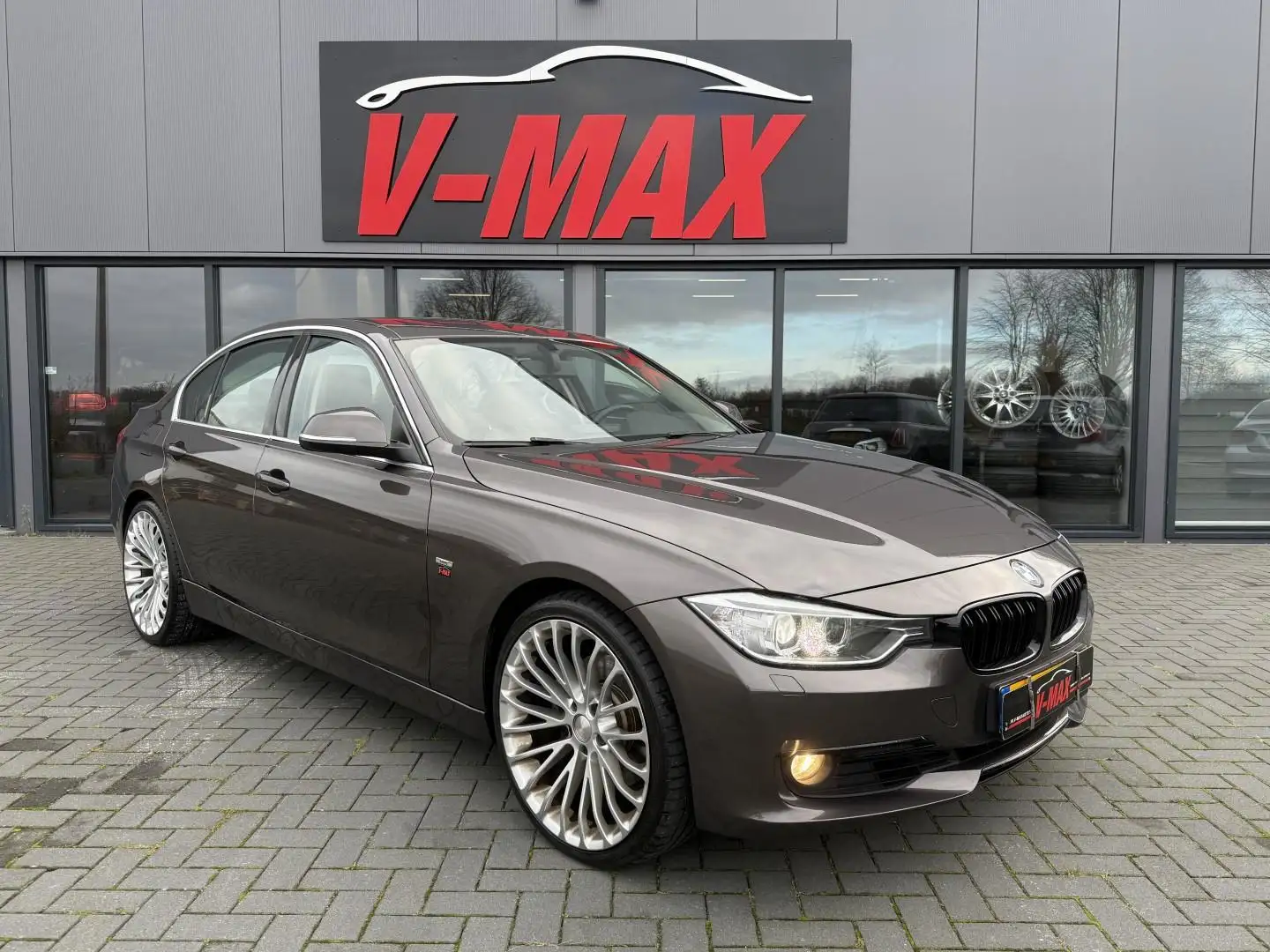 BMW 328 3-serie 328i Aut High Exec Leder Xenon Navi Stoelv Коричневий - 2