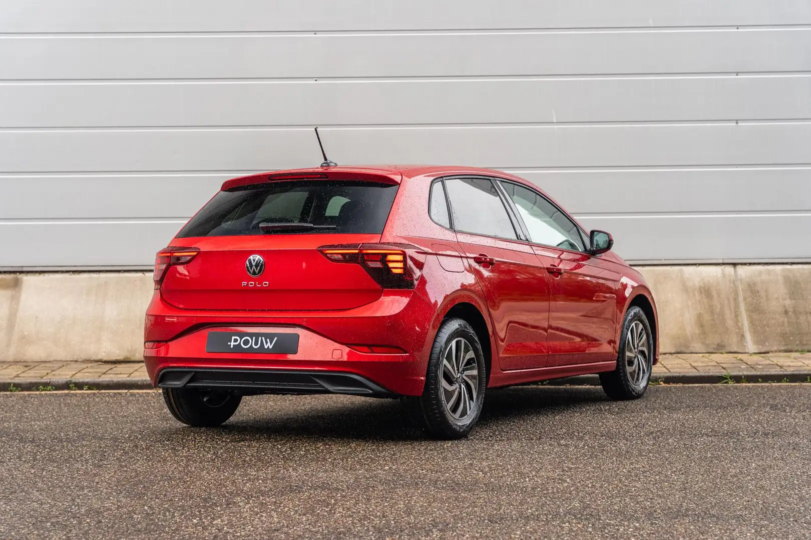 Volkswagen Polo 1.0 TSI 95pk Life Edition | Comfort Pakket | Parke Rood - 2