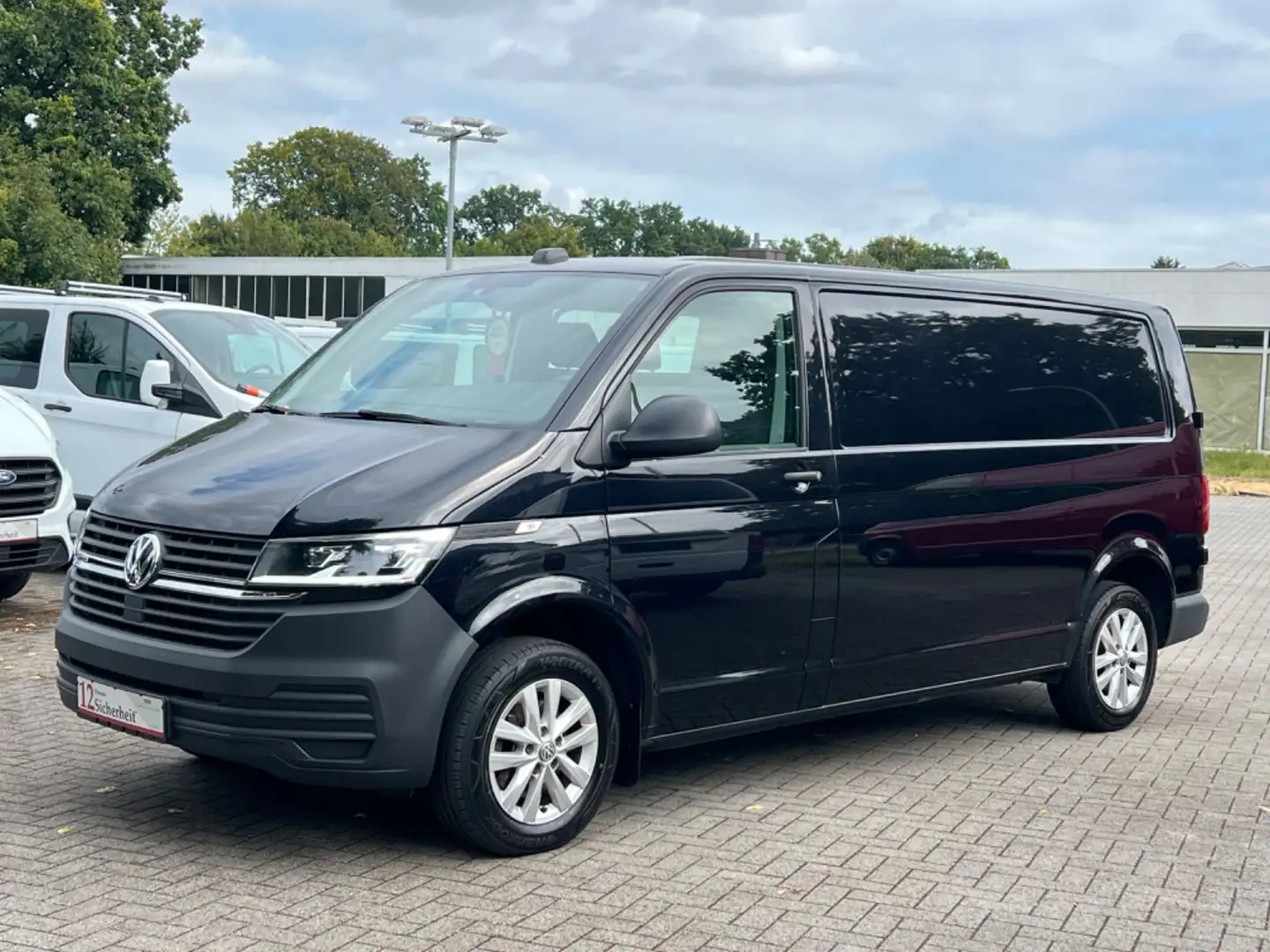 Volkswagen T6 Transporter T6.1 TRANSPORTER LANG DSG 4MOTION LED/STANDHZ Schwarz - 1