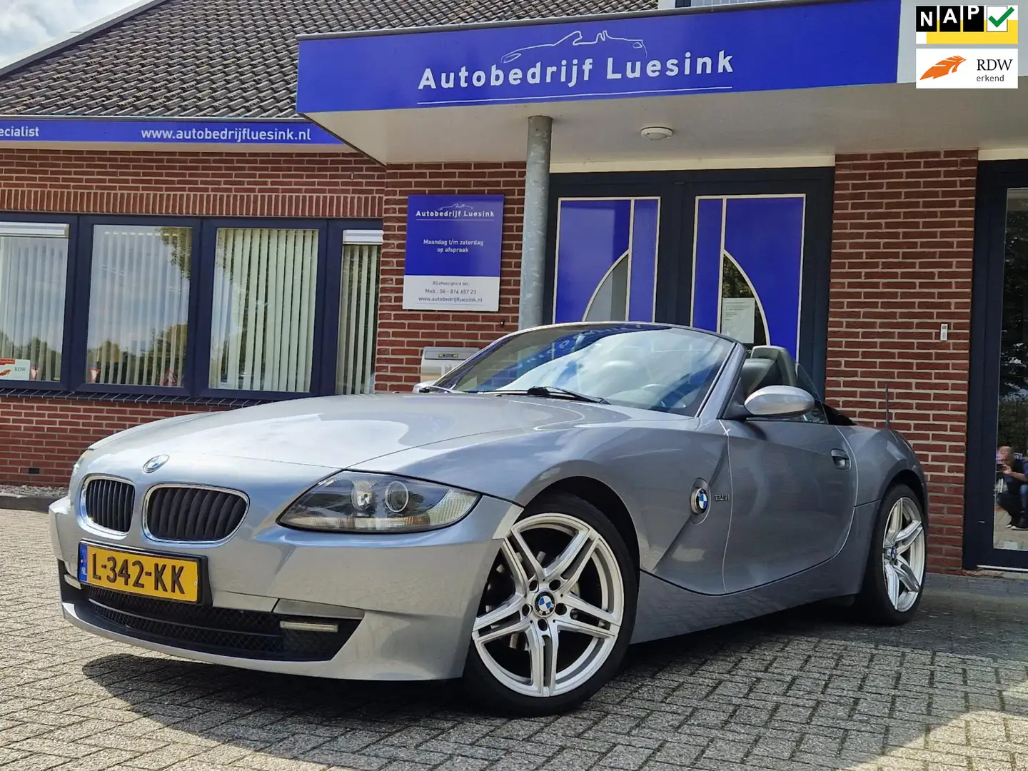 BMW Z4 Roadster 2.5i Uitstekende staat. 18" Breedset Goed Gris - 1