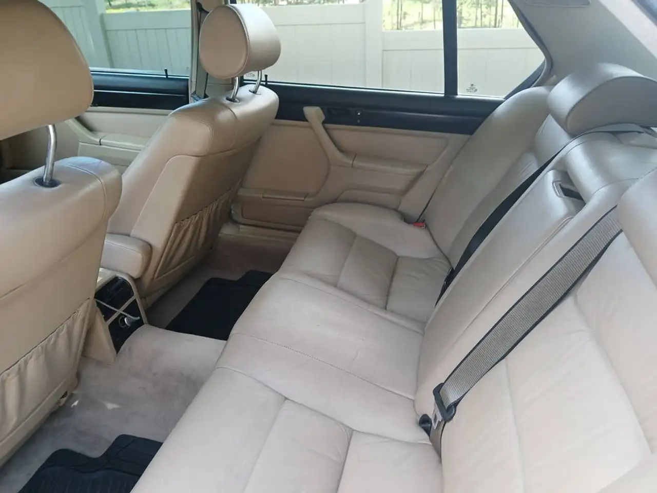 BMW 7 Series снимка BMW 7 Series