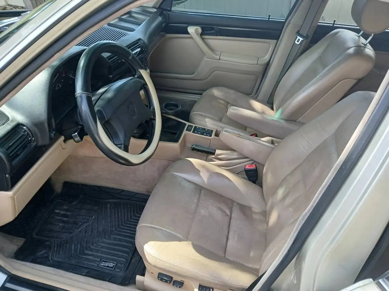 BMW 7 Series снимка BMW 7 Series