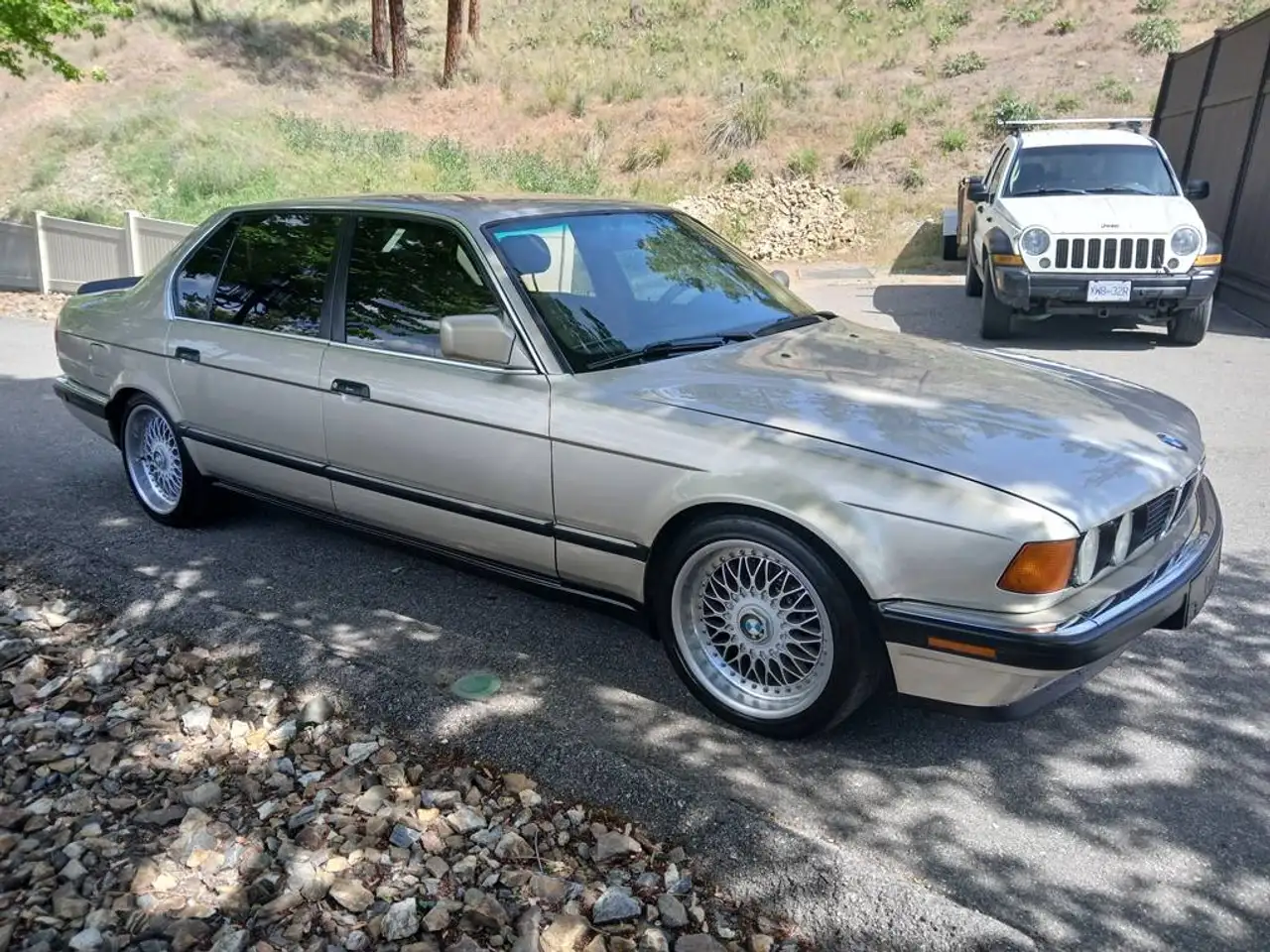 BMW 7 Series снимка BMW 7 Series