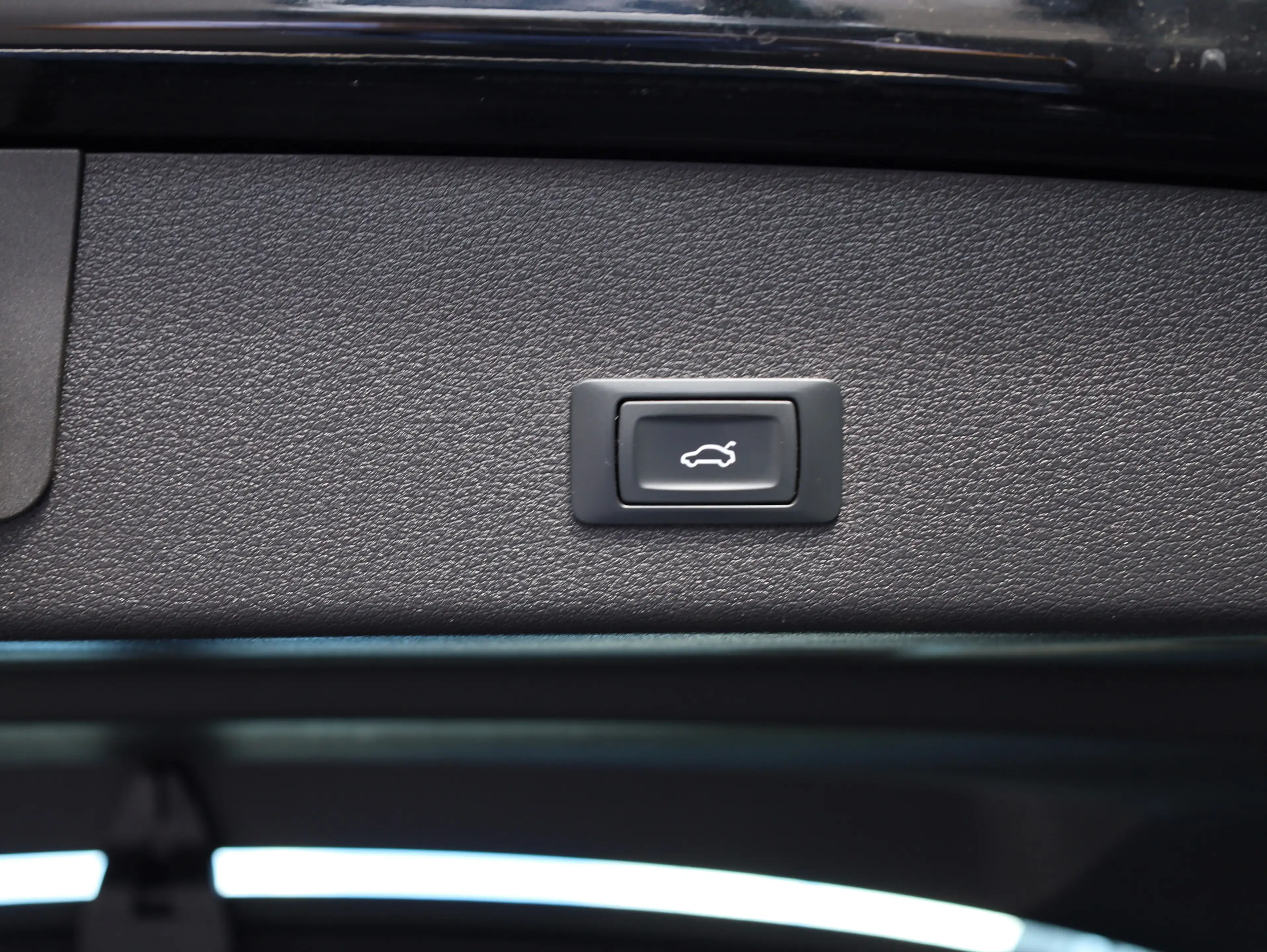 Audi e-tron Sportback 55 quattro*AHK*Luft*Kamera*Matrix — photo 15