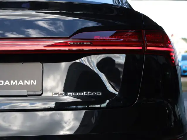 Audi E-Tron view 13