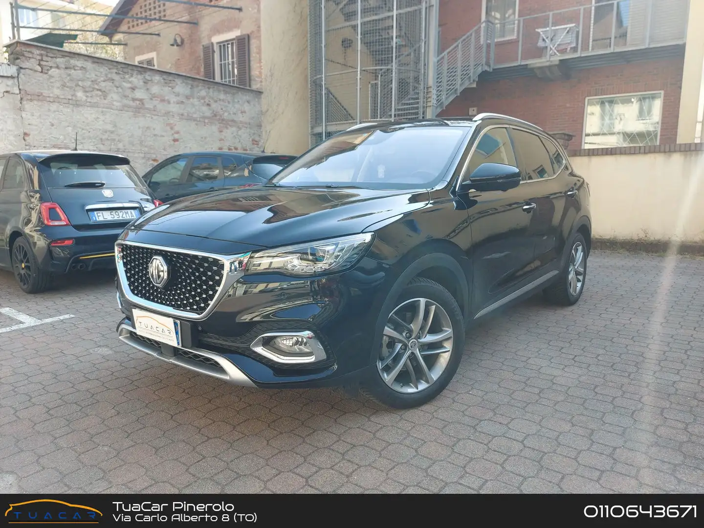 MG HS MG HS / EHS 1.5 T GDI Luxury Gpl Чёрный - 1