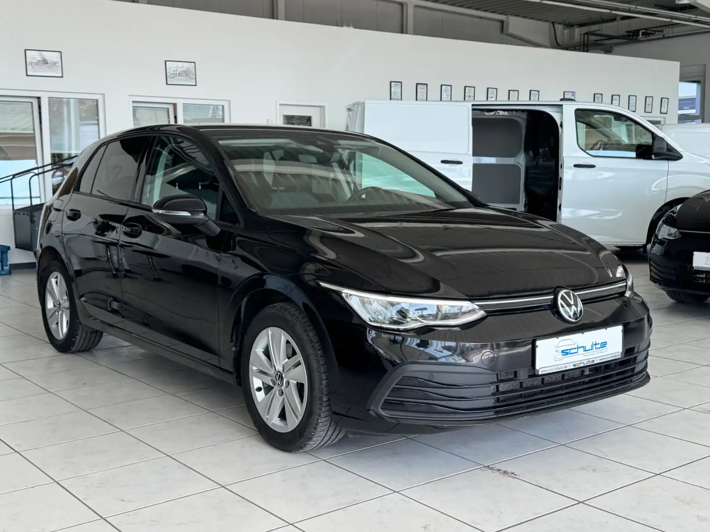 Volkswagen Golf VIII Lim. Life *DSG*Navi*LED*CarP.*SHZ*ACC Noir - 2