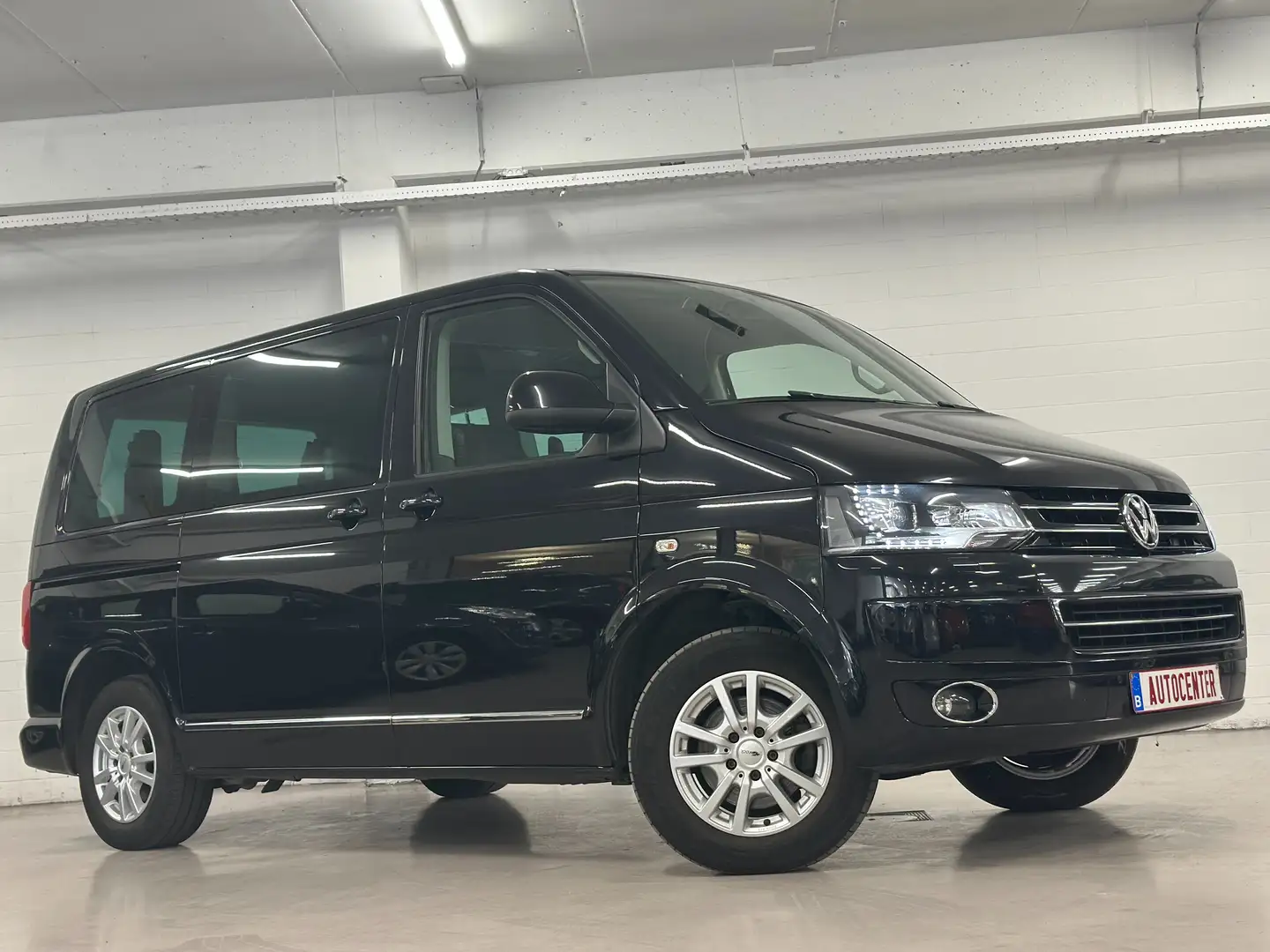 Volkswagen T6 Caravelle Automaat 2.0 TDI 2015 Invalide Wagen! Noir - 1