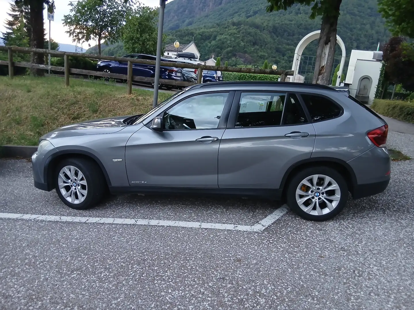 BMW X1 sdrive18d Eletta - 2