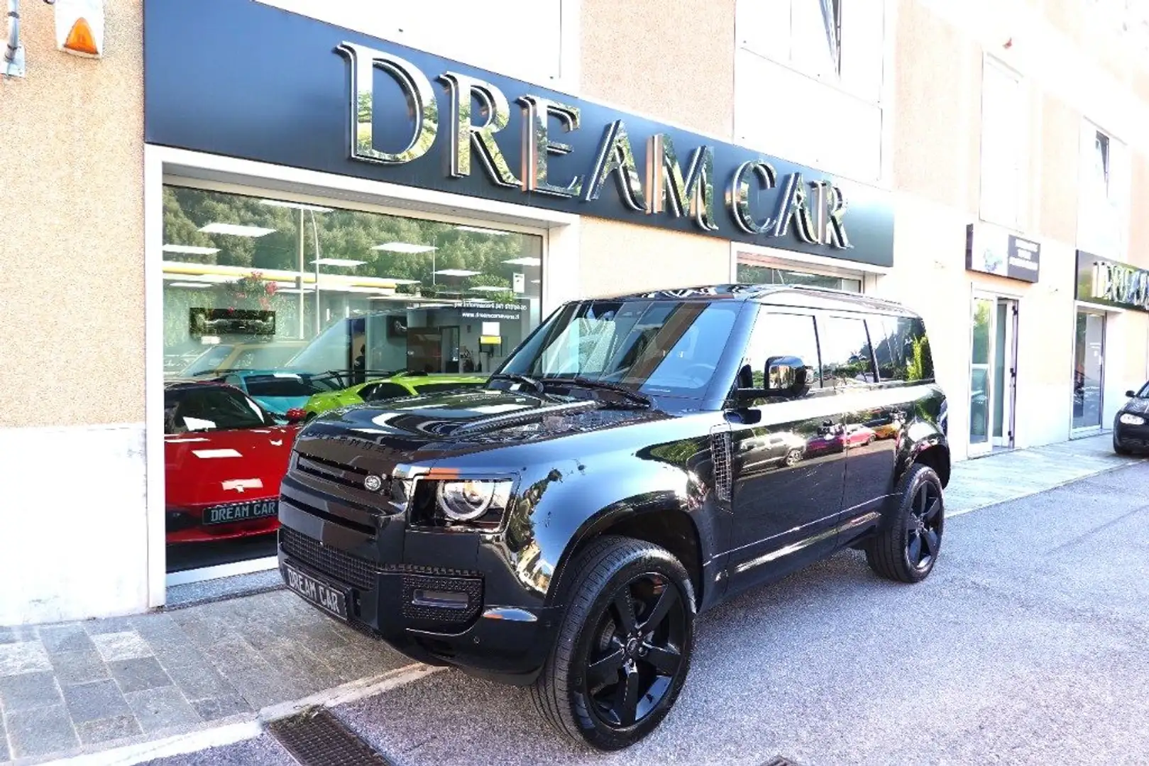 Land Rover Defender 110 3.0D I6 250 CV AWD Auto X-Dynamic SE Nero - 1