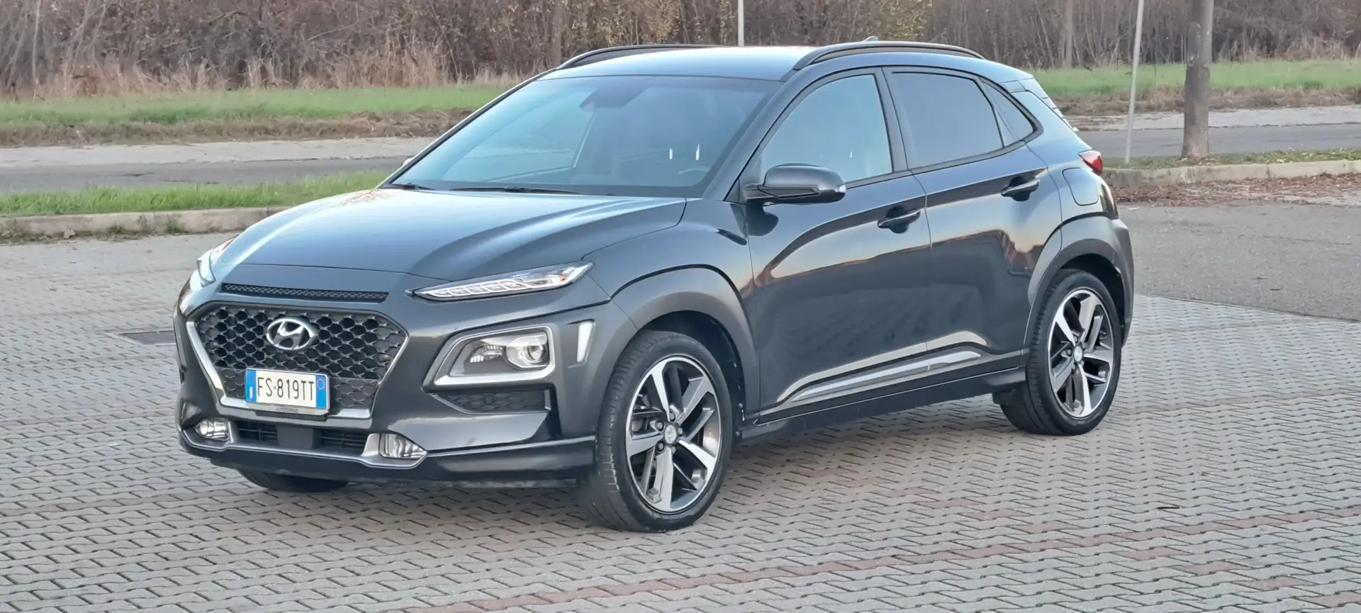 Hyundai KONA Kona I 2017 1.6 crdi Style 2wd 115cv Gri - 1