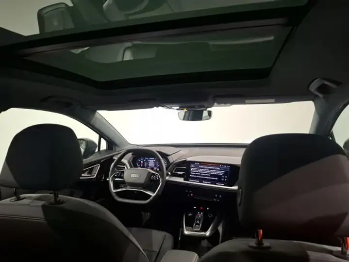 Audi Q4 2026, foto 5