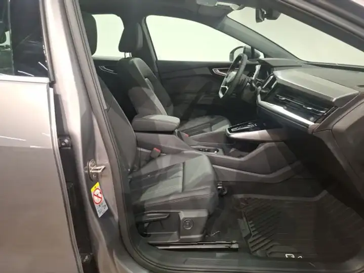 Audi Q4 2026, foto 7