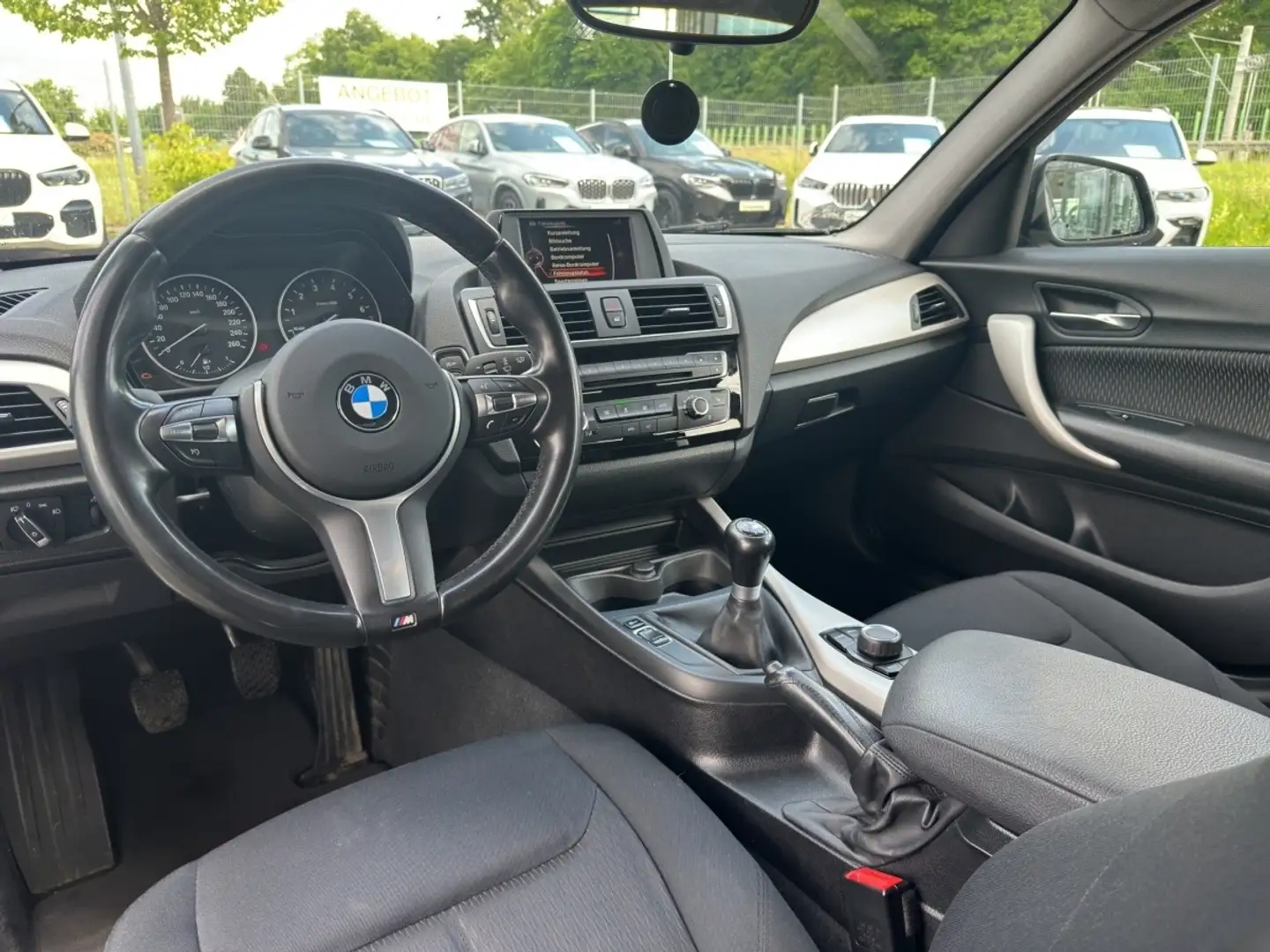 BMW 118 i 5-trg Advantage LED SH PDC hi.16 Tempomat Schwarz - 2