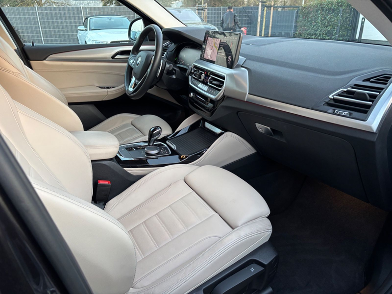 BMW X4 xDrive 30 d*Leder*Kamera*Navi*20Zoll*Head-Up* — photo 12