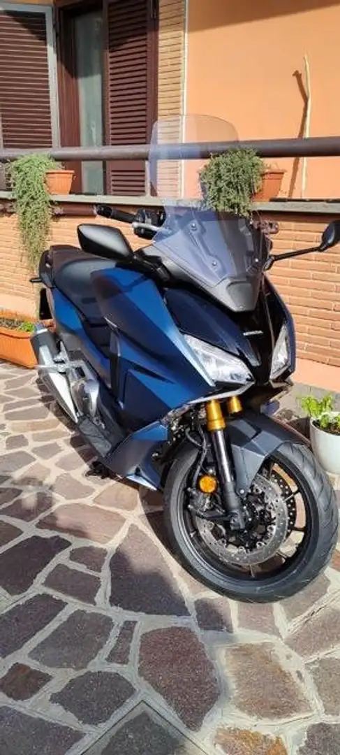Honda Forza 750 Style Bleu - 1