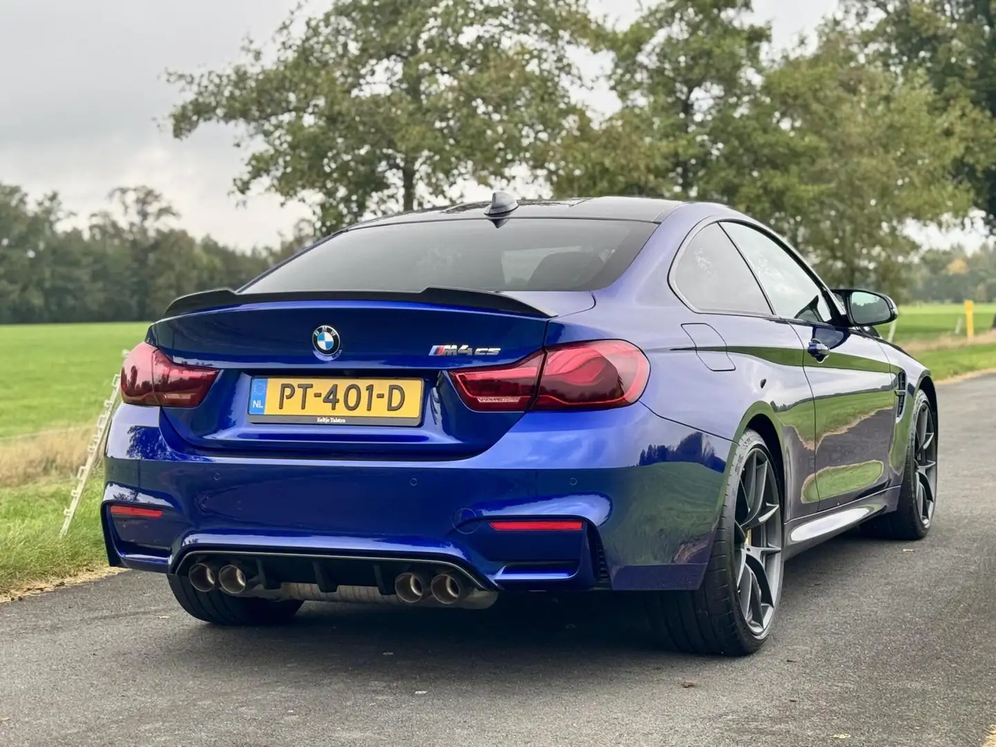 BMW M4 4-serie Coupé CS|Keramische remmen|NL-auto|24.000k Blauw - 2