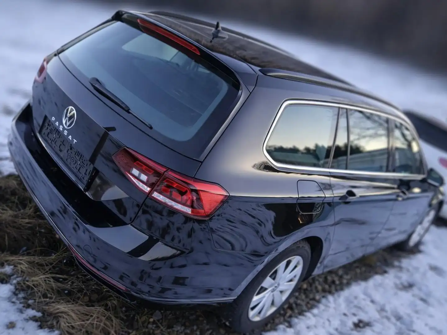 Volkswagen Passat Variant Business Schwarz - 2