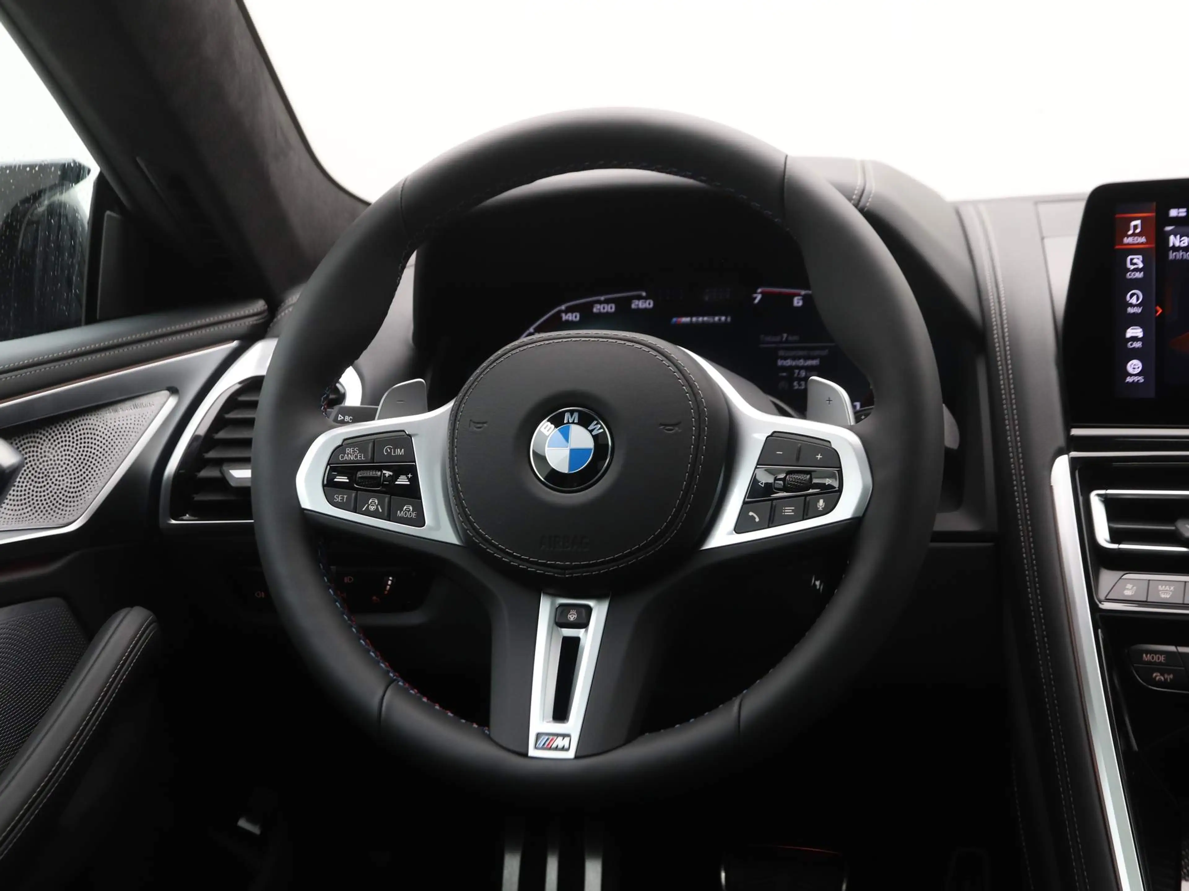 BMW M850 8 Serie Gran Coupé M850i xDrive — photo 2