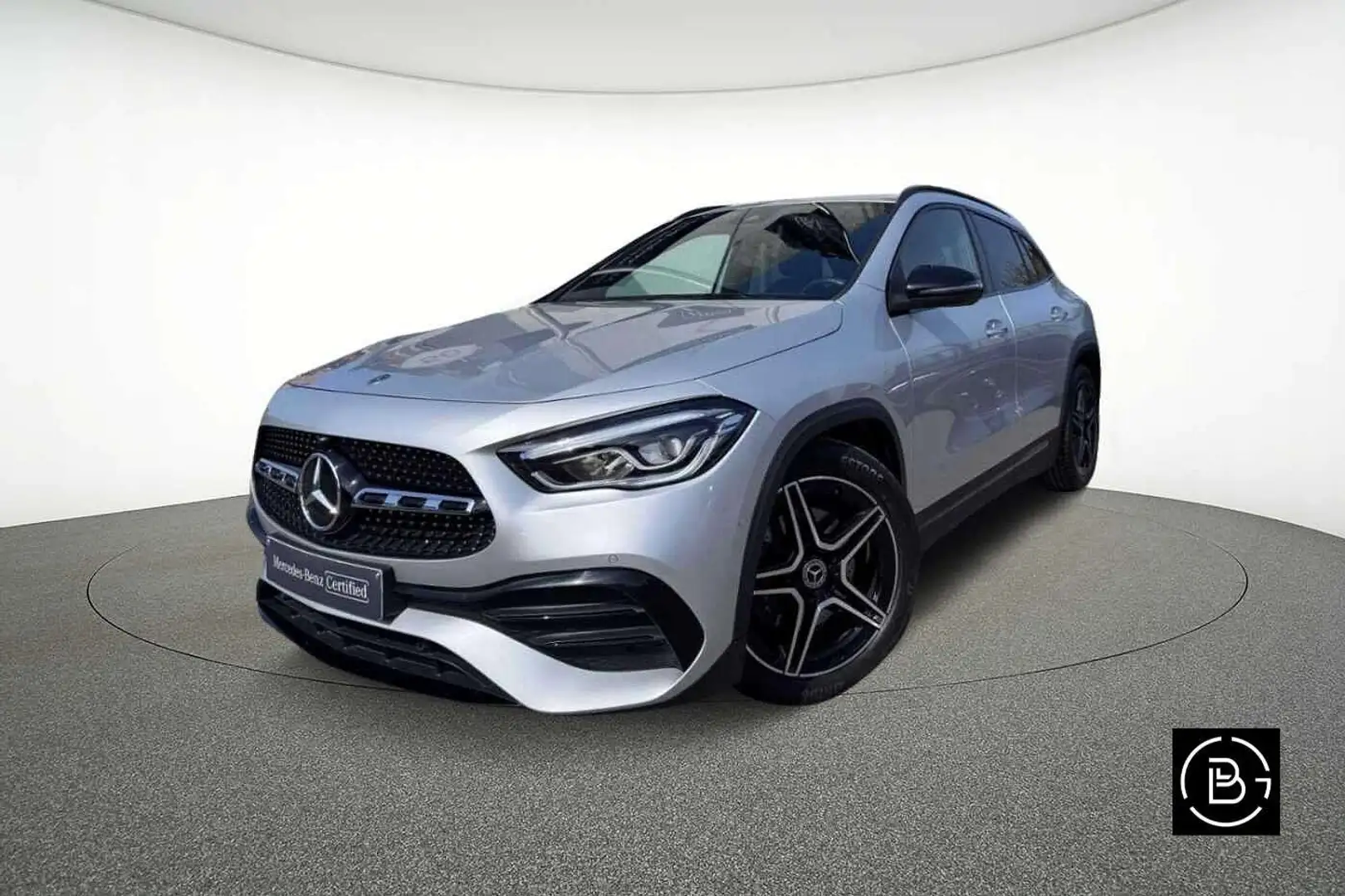 Mercedes-Benz GLA 200 d AMG Line - Pack Night Gris - 1