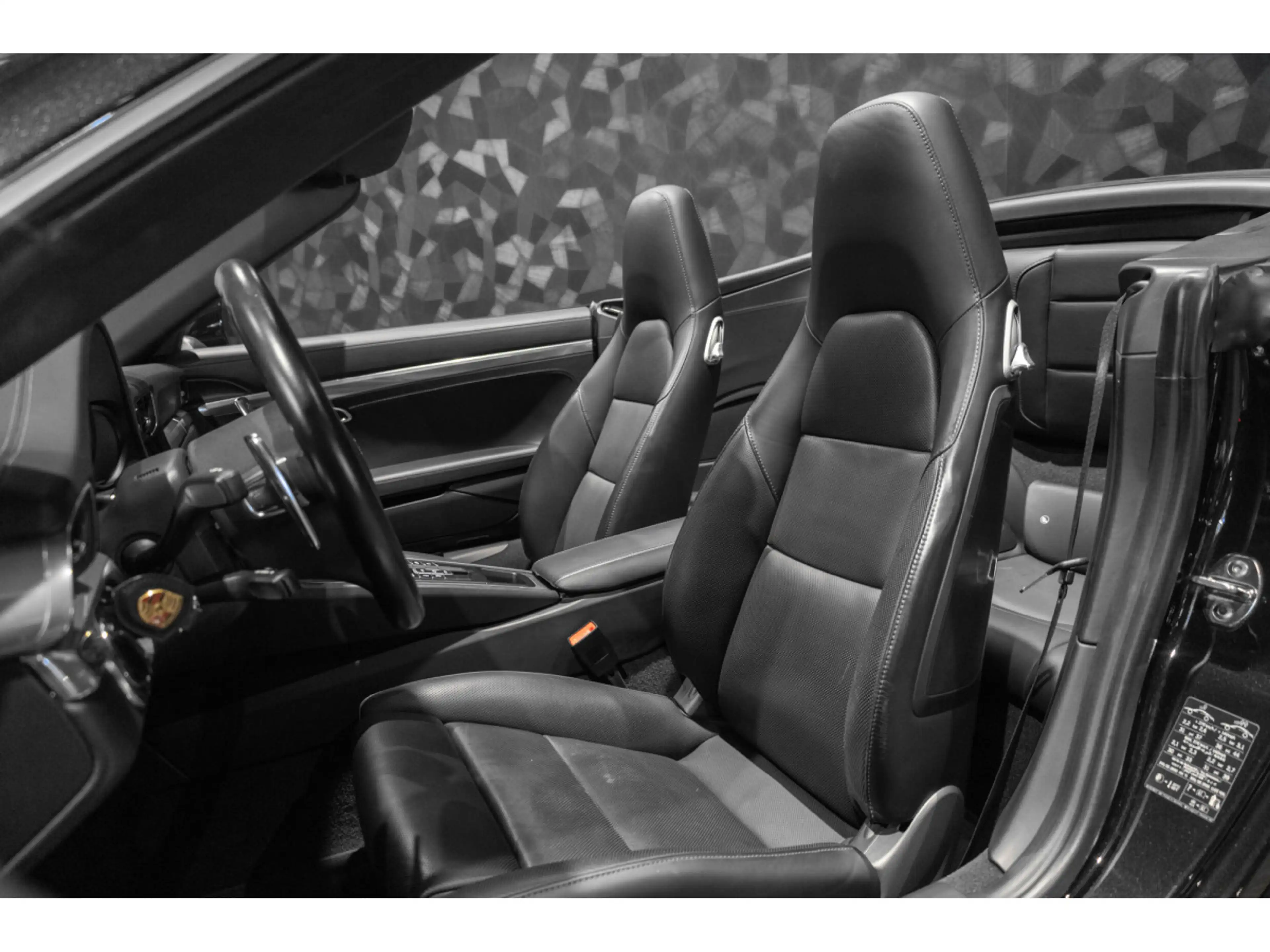 Porsche 991 .1 Carrera 4S Cabriolet — photo 9